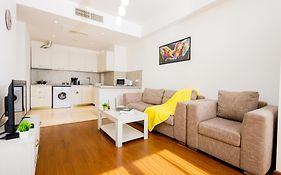 Stay Inn-Apartments On Buzand 17
