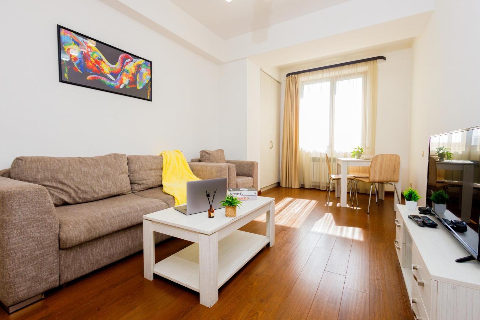 Stay Inn-Apartments On Buzand 17 Yerevan Exterior photo